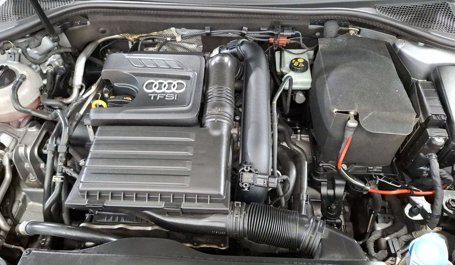 Audi A3 1.4 TFSI AMBIENTE S TRONIC Hatchback 2015