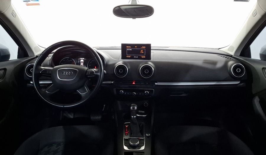 Audi A3 1.4 TFSI AMBIENTE S TRONIC Hatchback 2015