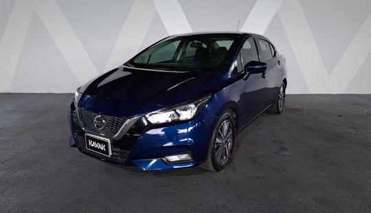 Nissan • Versa
