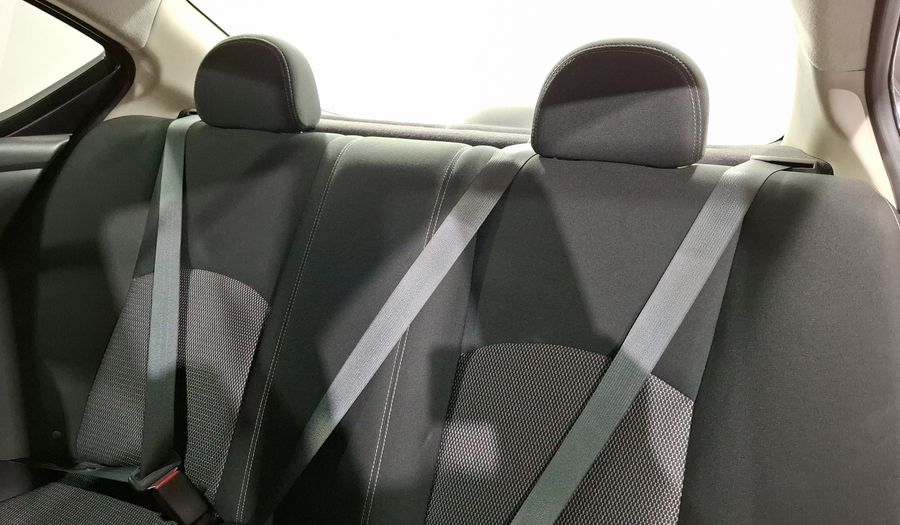 Nissan Versa 1.6 SENSE Sedan 2019