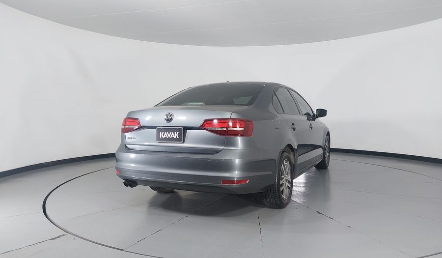 Volkswagen Jetta 2.5 TRENDLINE MT Sedan 2017