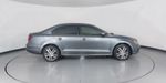 Volkswagen Jetta 2.5 TRENDLINE MT Sedan 2017