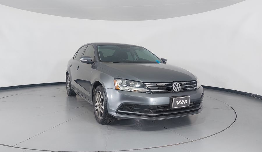 Volkswagen Jetta 2.5 TRENDLINE MT Sedan 2017