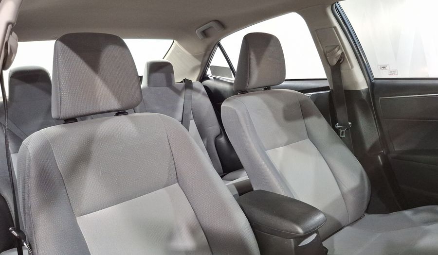 Toyota Corolla 1.8 BASE CVT Sedan 2015