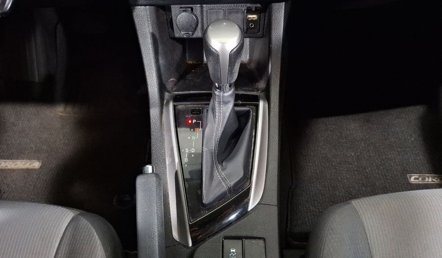 Toyota Corolla 1.8 BASE CVT Sedan 2015