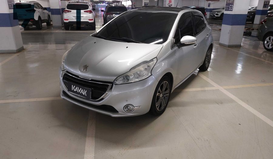 Peugeot 208 GRIFFE Hatchback 2016