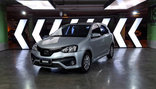 Toyota • Etios