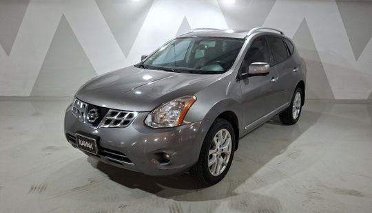 Nissan • Rogue