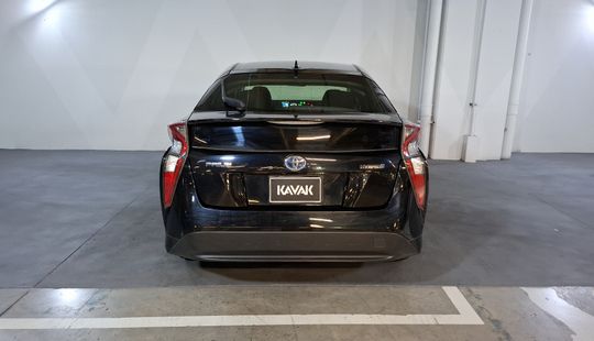 Toyota • Prius