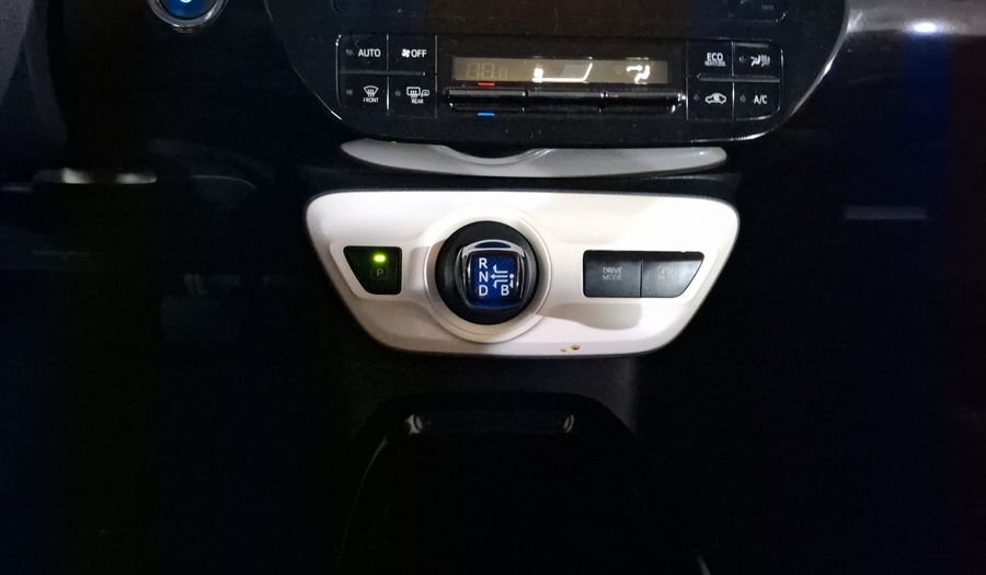 Toyota Prius 1.8 HYBRID BASE Hatchback 2017