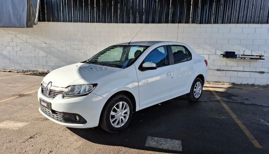 Renault • Logan