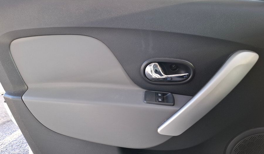 Renault Logan 1.6 EXPRESSION Sedan 2017