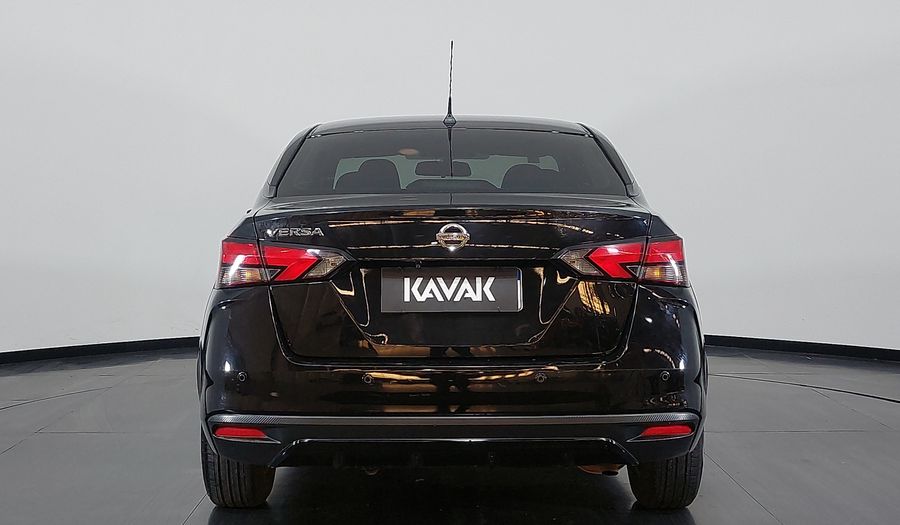Nissan Versa SENSE XTRONIC Sedan 2021