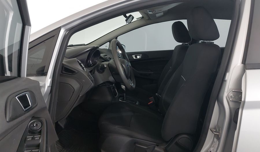 Ford Fiesta SE HATCH Hatchback 2015