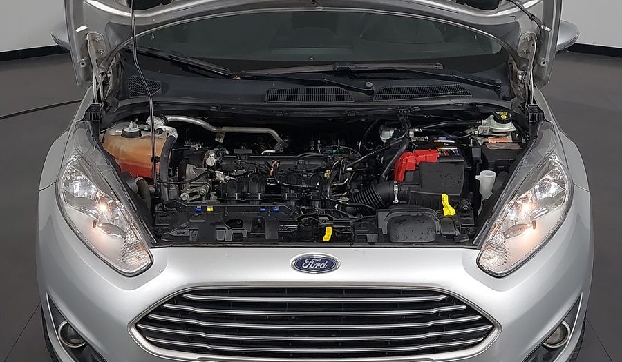Ford Fiesta SE HATCH Hatchback 2015