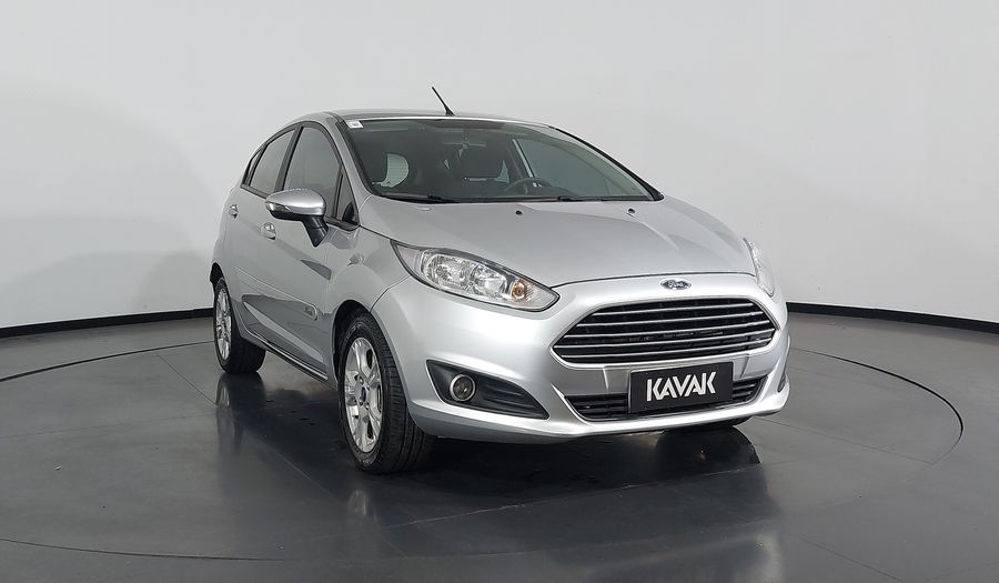 Ford Fiesta SE HATCH Hatchback 2015