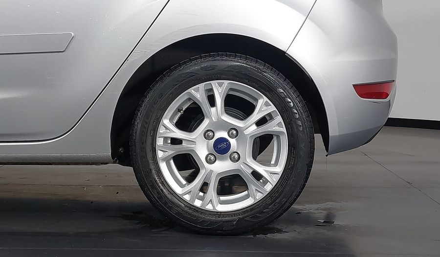 Ford Fiesta SE HATCH Hatchback 2015
