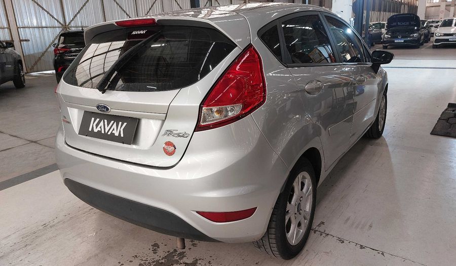 Ford Fiesta SE HATCH Hatchback 2015