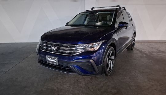 Volkswagen • Tiguan