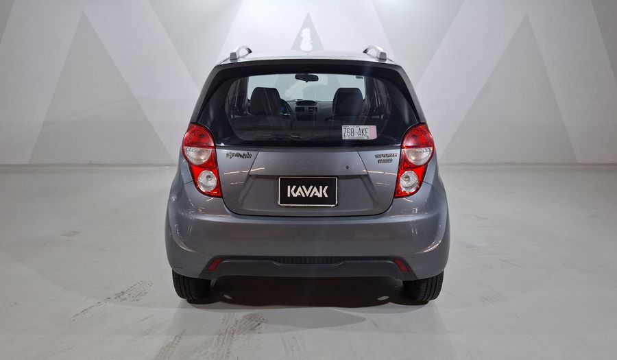 Chevrolet Spark Classic 1.2 LS A MT Hatchback 2016