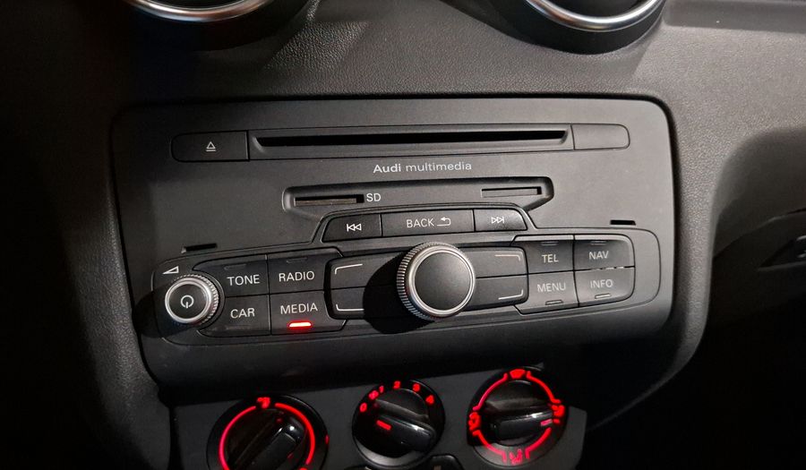 Audi A1 1.4 TFSI COOL S TRONIC Hatchback 2013