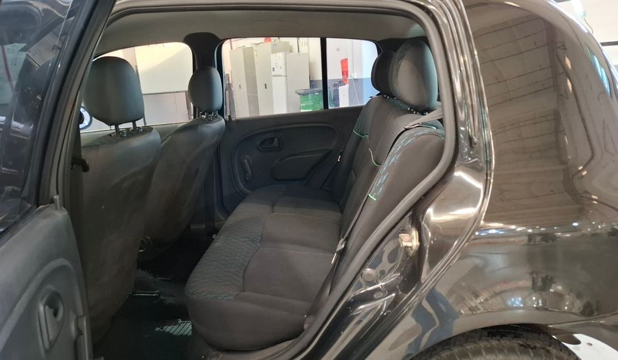 Renault Clio 1.1 DYNAMIQUE SAT Hatchback 2015