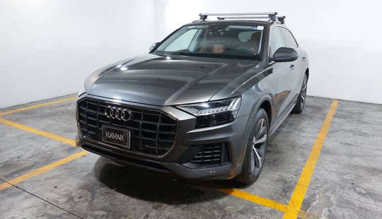 Audi • Q8
