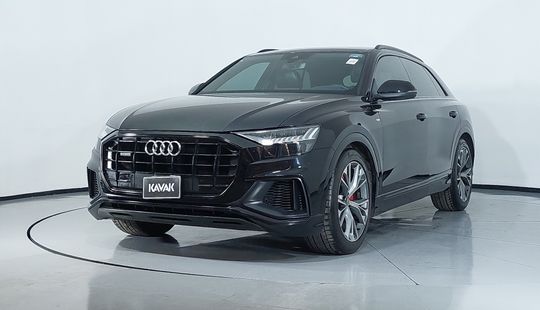 Audi • Q8