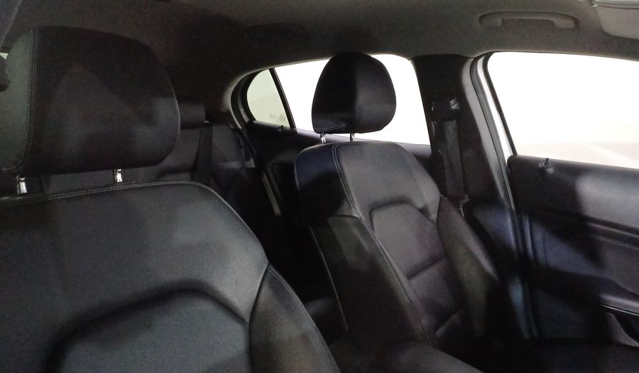 Mercedes Benz Clase Gla 1.6 GLA 200 DCT Suv 2020
