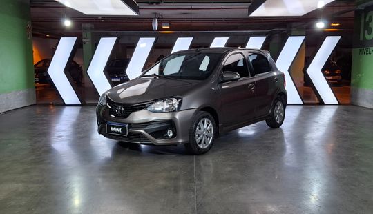 Toyota • Etios
