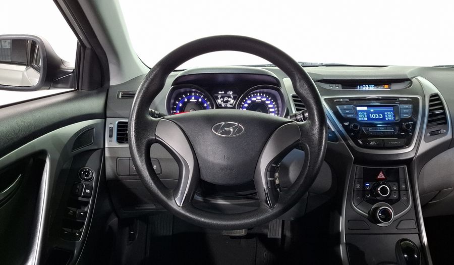Hyundai Elantra 1.8 GLS AT Sedan 2015