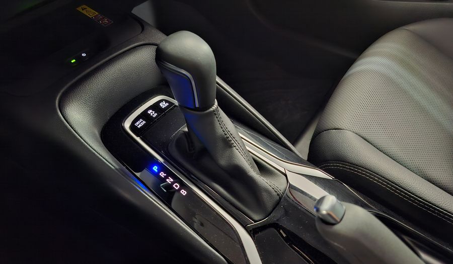 Toyota Corolla 1.8 SE-G HYBRID CVT Sedan 2024