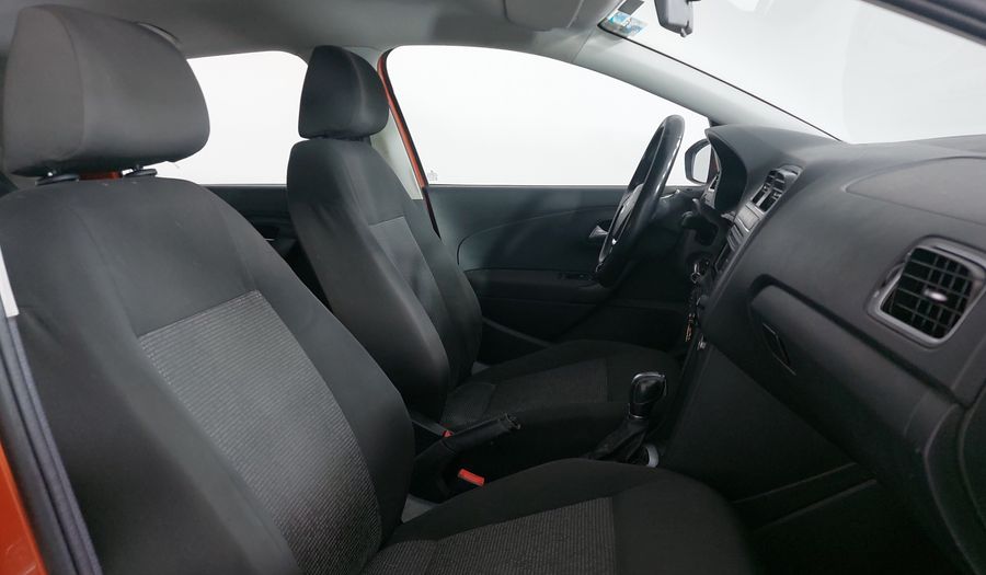 Volkswagen Polo 1.2 TSI DSG Hatchback 2016