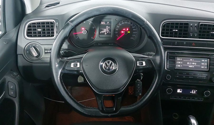 Volkswagen Polo 1.2 TSI DSG Hatchback 2016