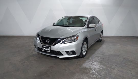 Nissan • Sentra