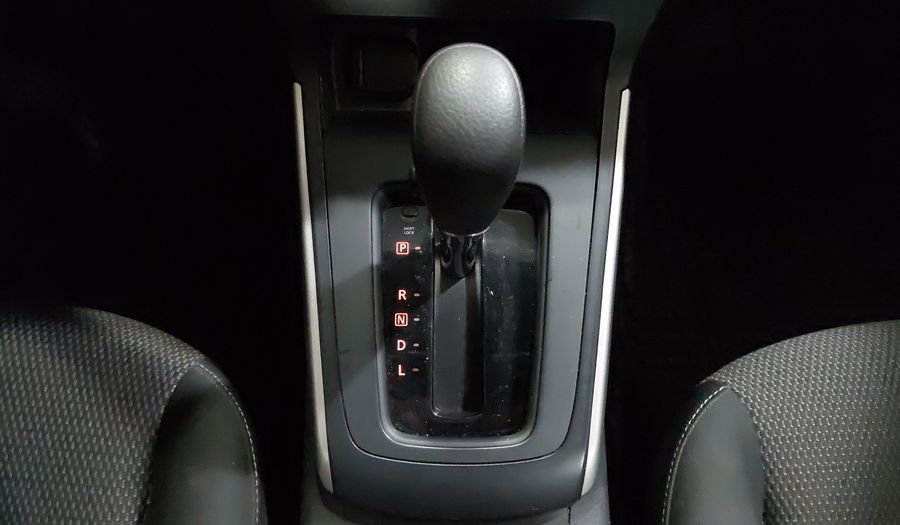 Nissan Sentra 1.8 ADVANCE AUTO Sedan 2019