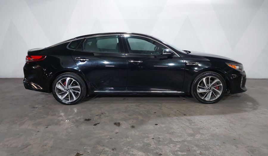 Kia Optima 2.0 TURBO GDI SXL AT Sedan 2016