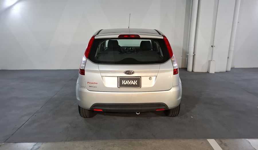 Ford Fiesta 1.6 FIESTA IKON HATCH AMBIENTE A/A MT Hatchback 2015
