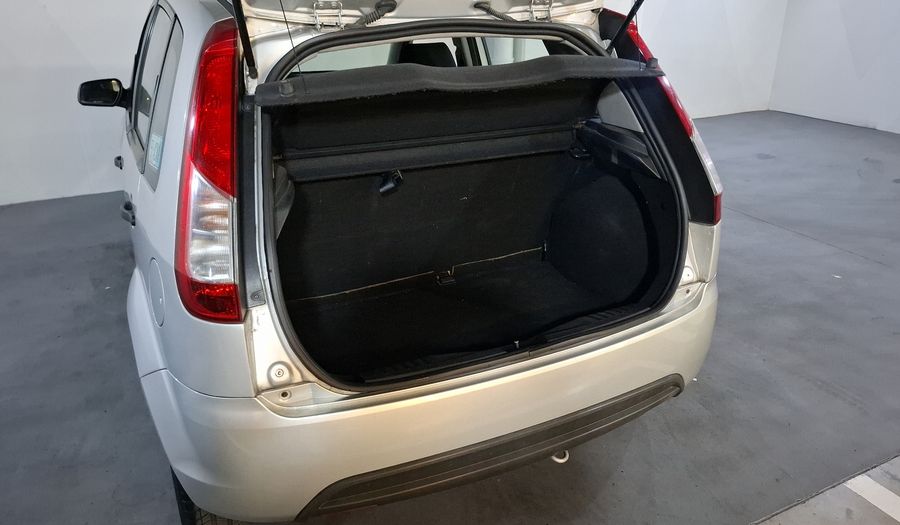 Ford Fiesta 1.6 FIESTA IKON HATCH AMBIENTE A/A MT Hatchback 2015