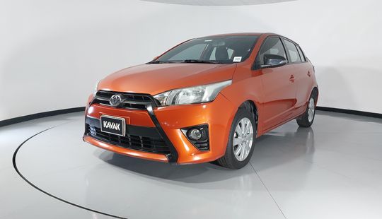 Toyota • Yaris