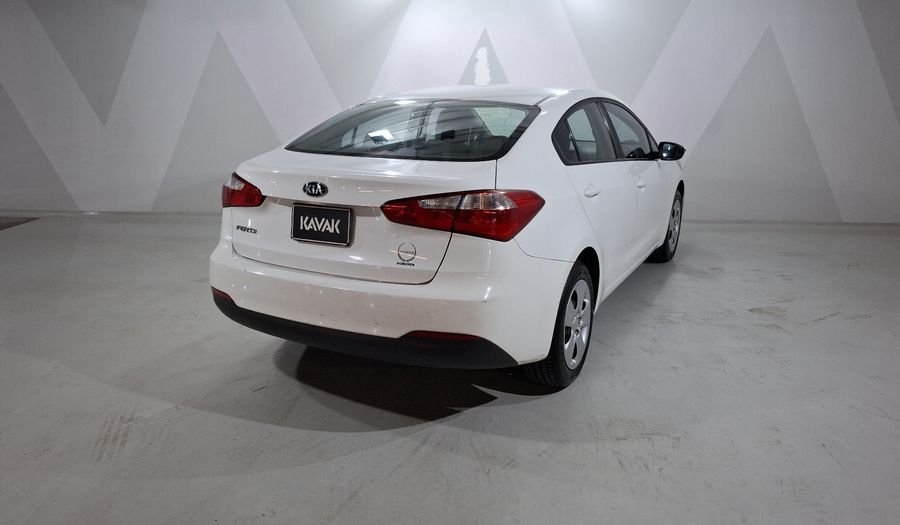 Kia Forte 2.0 LX MT Sedan 2016