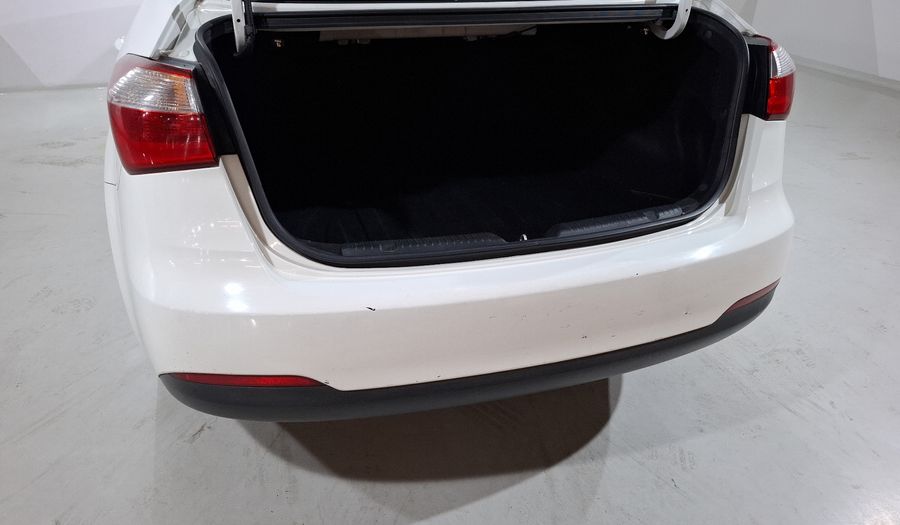 Kia Forte 2.0 LX MT Sedan 2016