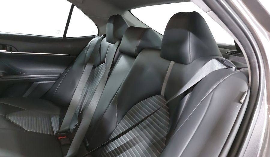Toyota Camry 2.5 HEV SE AUTO Sedan 2023