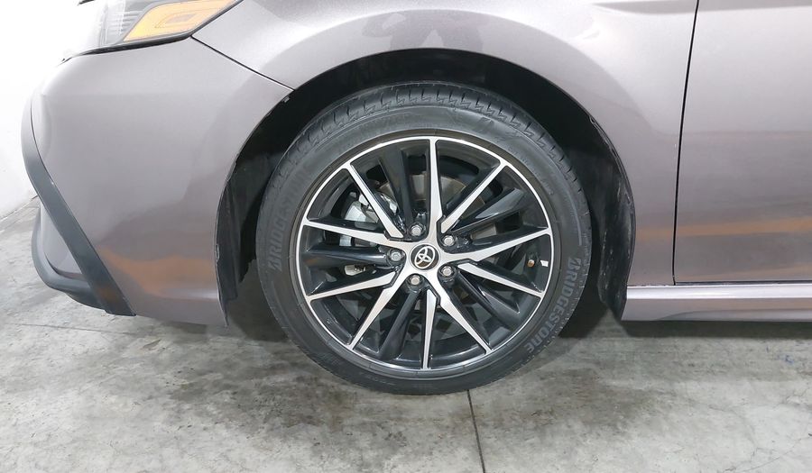 Toyota Camry 2.5 HEV SE AUTO Sedan 2023