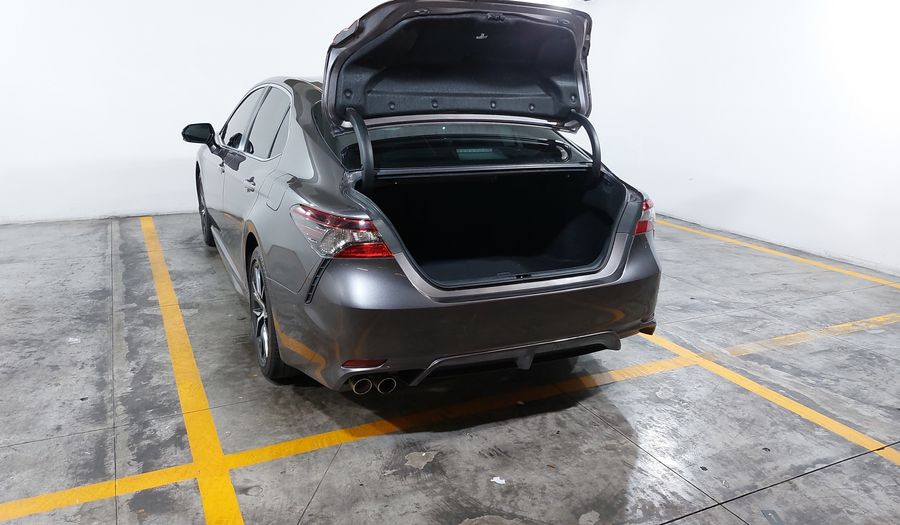Toyota Camry 2.5 HEV SE AUTO Sedan 2023