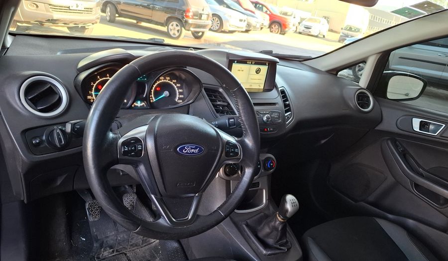 Ford Fiesta Kinetic Design 1.6 SE Hatchback 2018