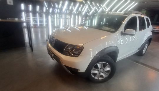 Renault • Duster