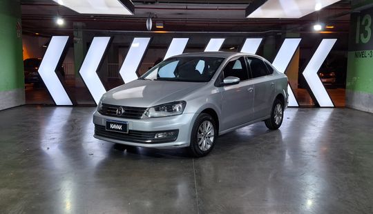 Volkswagen • Polo