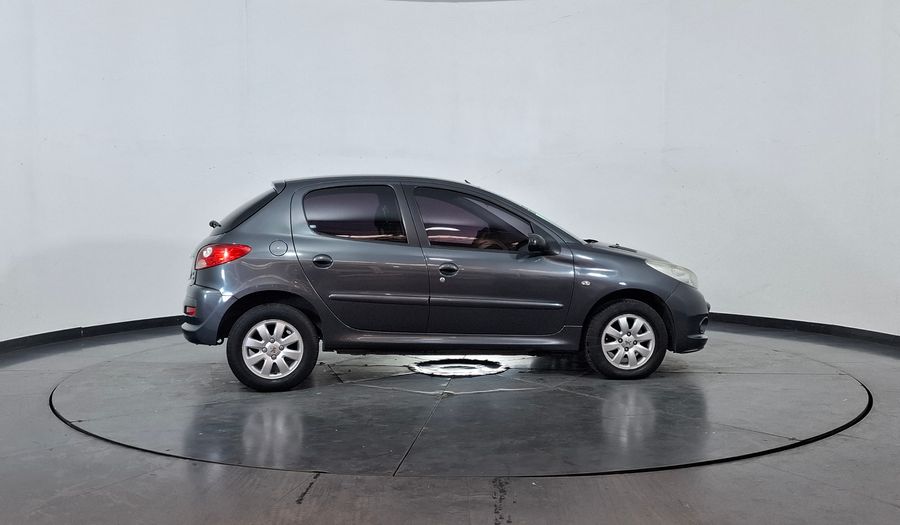 Peugeot 207 COMPACT XS 1.9D Hatchback 2010