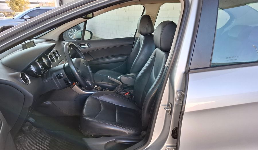 Peugeot 408 2.0 16V ALLURE+ TRIPTRONIC Sedan 2015
